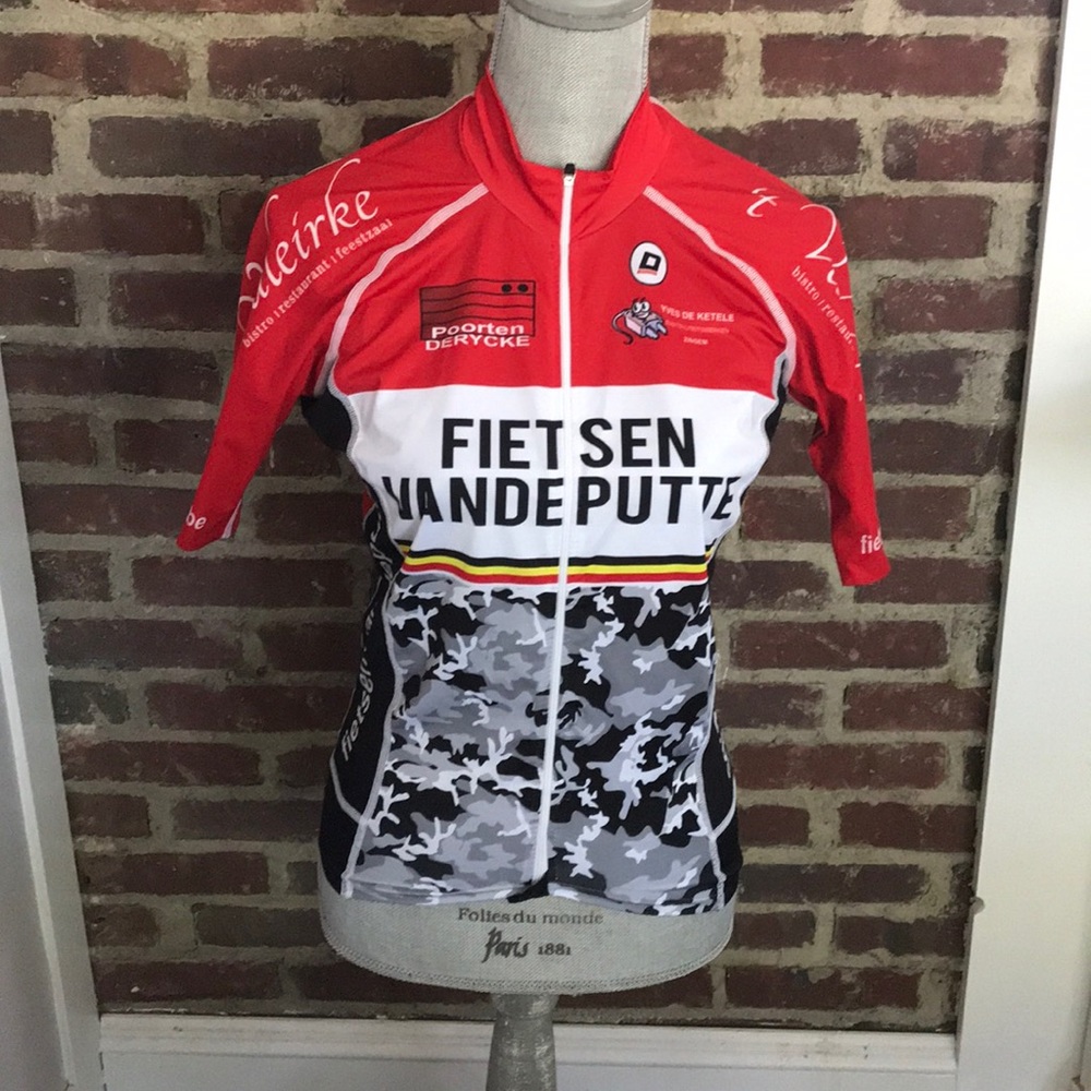 Women’s bike jersey